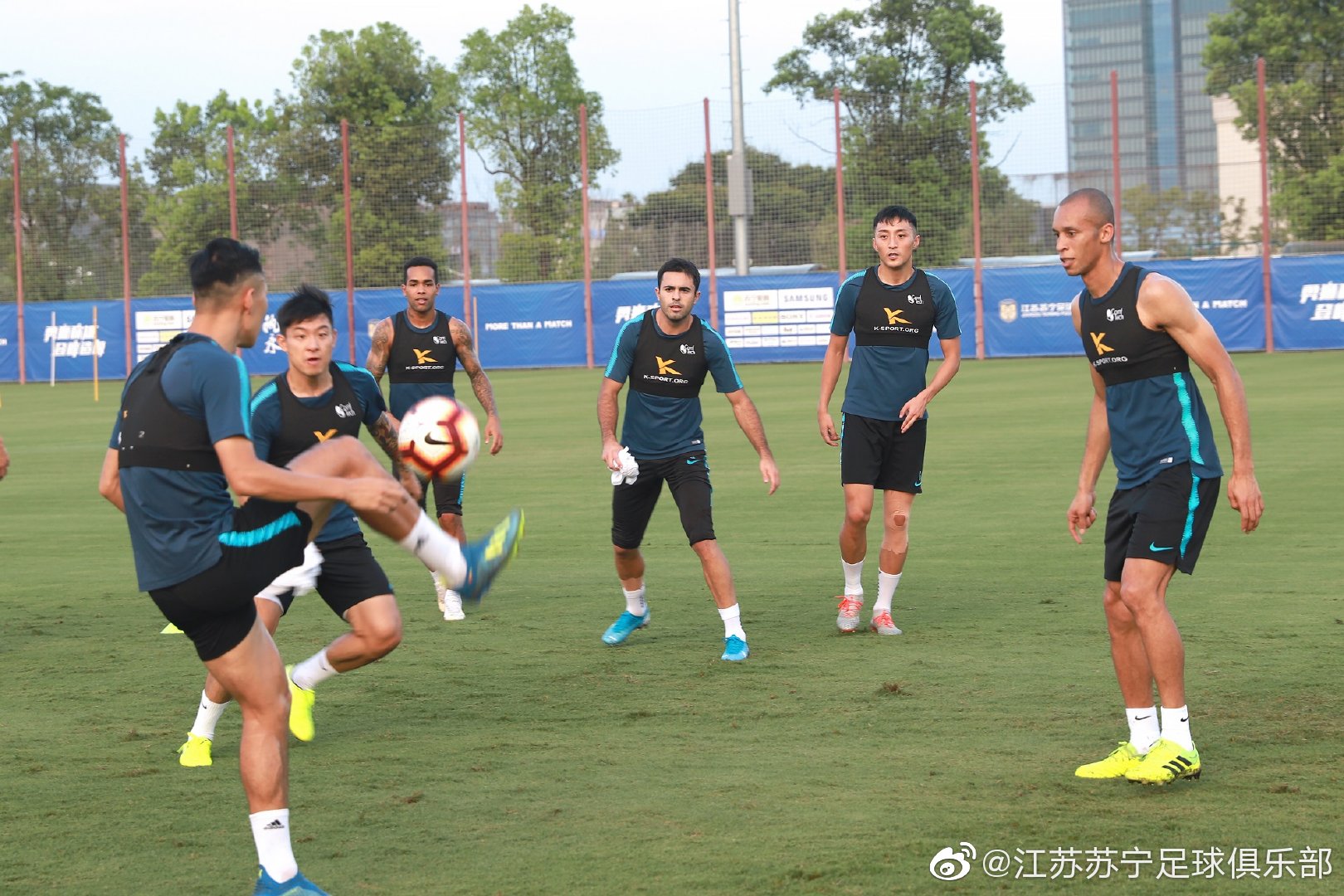 苏宁士气高涨，击败对手喜迎三连胜的简单介绍