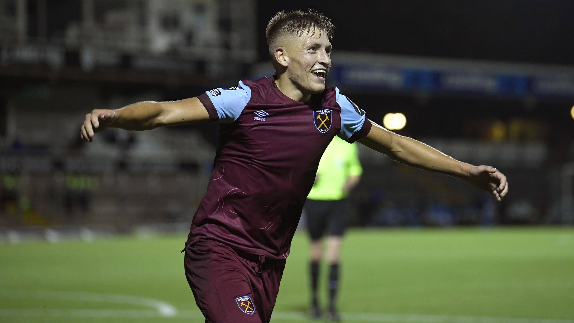 弗赖堡打破客场魔咒，结束连胜颓势的简单介绍