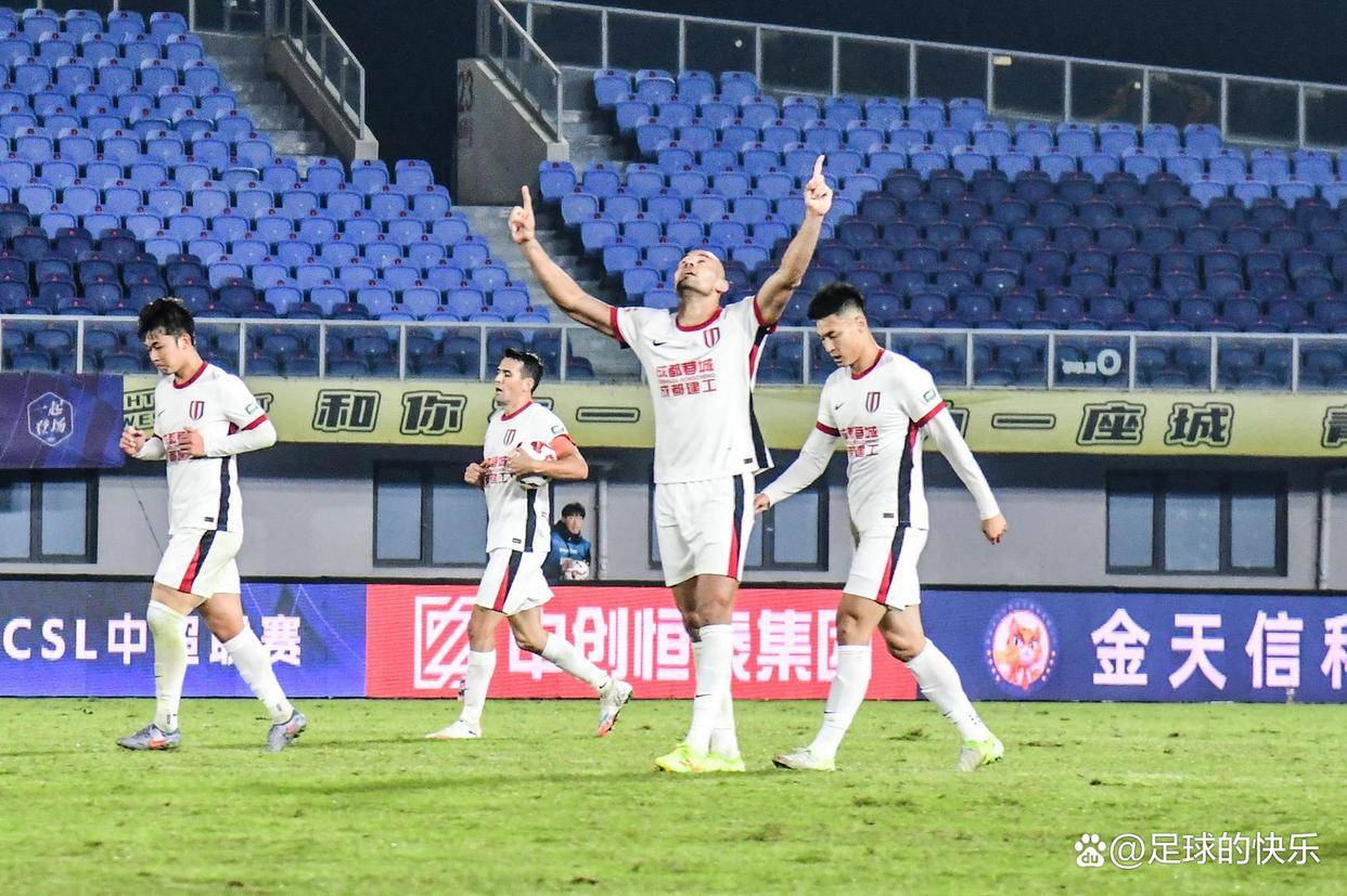 广岛三箭在亚冠中耀眼表现，锋无敌的简单介绍